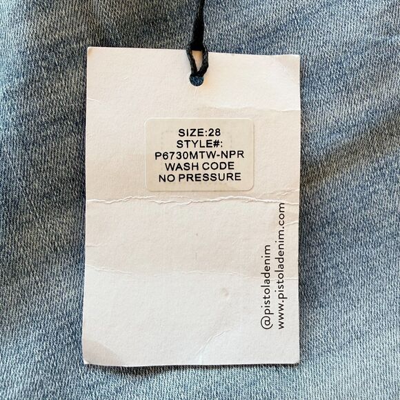 NWT Pistola Arielle Skinny Scissor Cut Hem Jeans in No Pressure Light Wash Sz 28 - Picture 8 of 13